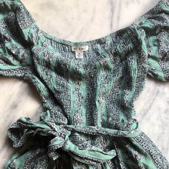 Off Shoulder Cropped Jumpsuit - Picture 3 of 3